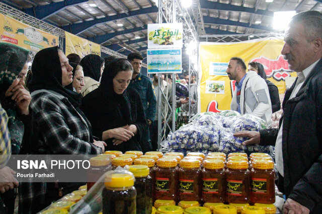 نمایشگاه بهاره در چهارمحال و بختیاری+عکس