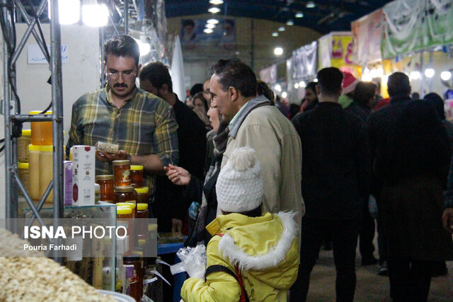 نمایشگاه بهاره در چهارمحال و بختیاری+عکس