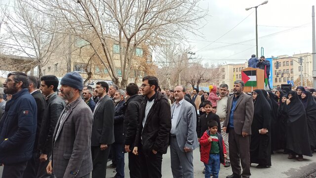 راهپیمایی اعلام انزجار و حمایت از مردم مظلوم غزه در شهرکرد برگزار شد