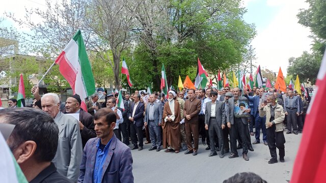 راهپیمایی جمعه‌های خشم در حمایت از مردم مظلوم غزه در شهرکرد برگزار شد