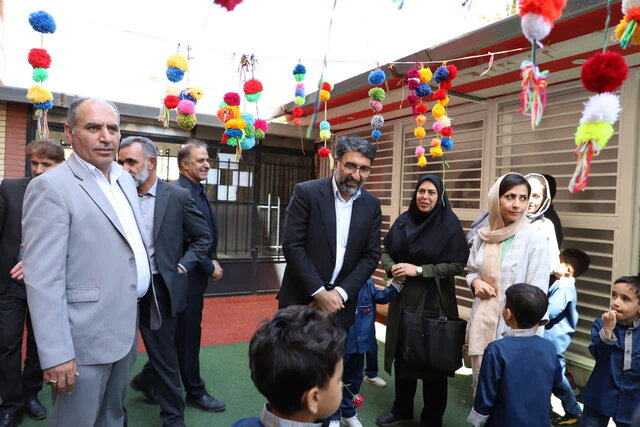 زنگ شکوفهها در چهارمحال و بختیاری نواخته شد