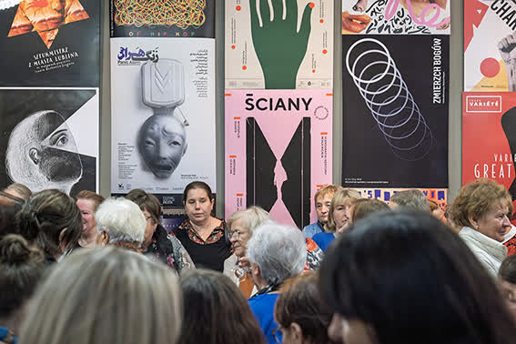 جایزه افتخاری نوزدهمین دوسالانه پوستر ژشوف لهستان به هنرمند چهارمحال و بختیاری رسید جایزه افتخاری نوزدهمین دوسالانه پوستر ژشوف لهستان به هنرمند چهارمحال و بختیاری رسید