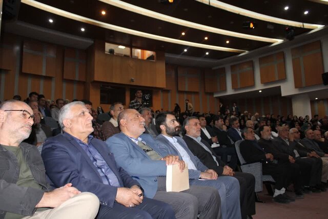 آیین بزرگداشت زندهیاد داراب رئیسی در شهرکرد برگزار شد