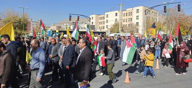 راهپیمایی حمایت از فلسطین و لبنان در شهرکرد برگزار شد