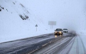 امدادرسانی به خودروهای گرفتار در برف دهستان موگویی