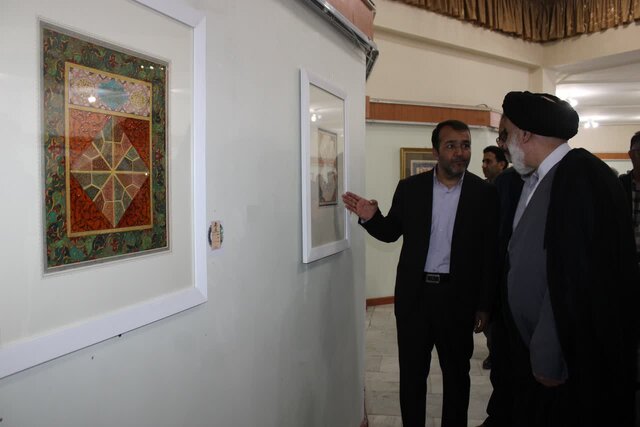 نمایشگاه خوشنویسی و تذهیب «بانو نگار» در شهرکرد افتتاح شد
