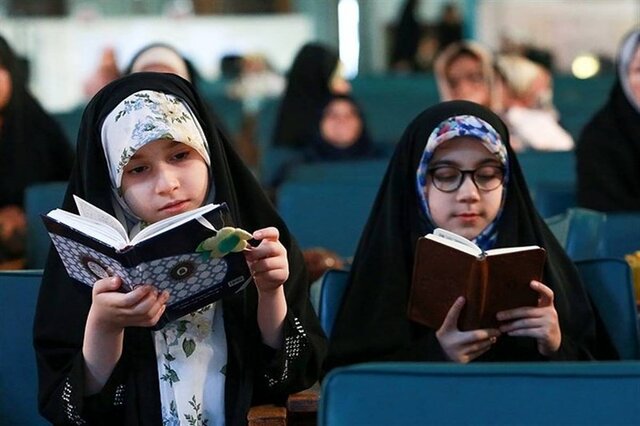شرکت ۱۳۰۰ دانش‌آموز در چهل‌وسومین دوره مسابقات قرآن، عترت و نماز در چهارمحال‌وبختیاری