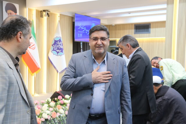 پرداخت ۴۰۰ میلیارد تومان دیون پیمانکاران و تخصیص قیر رایگان به چهارمحال و بختیاری