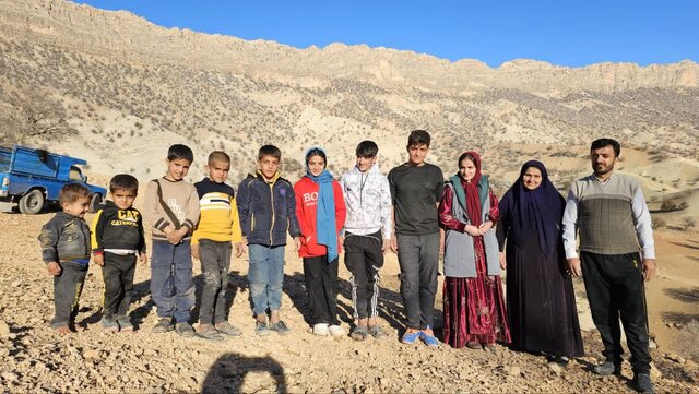 تولد دهمین فرزند یک خانواده در چهارمحال و بختیاری /  فرزند برکت است