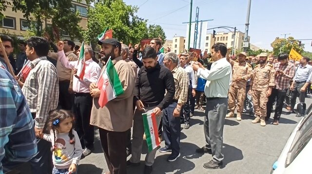 مردم شهرکرد حملات رژیم صهیونسیتی به نقاطی از کشور را محکوم کردند