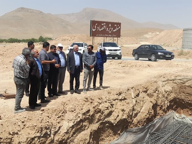 پل روگذر راه‌آهن شهرکرد-مبارکه ظرف ۲۰ روز آینده آماده‌سازی شود