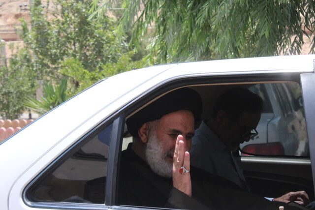 بازدید نماینده ولی فقیه در چهارمحال و بختیاری از خبرگزاری ایسنا