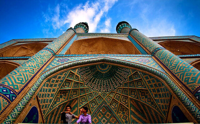 مساجد، بستری برای تقویت هویت دینی افراد