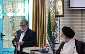 ذوق و اصالت درونی، بر بودجه و مجوز ارجحیت دارد