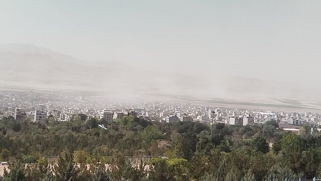 گرد و غبار شهرکرد نفس‌ها را تنگ کرده است