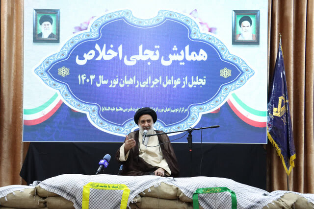 عشق، شور و ایمان رزمندگان دفاع مقدس نتیجه آموزه‌های اسلامی بود