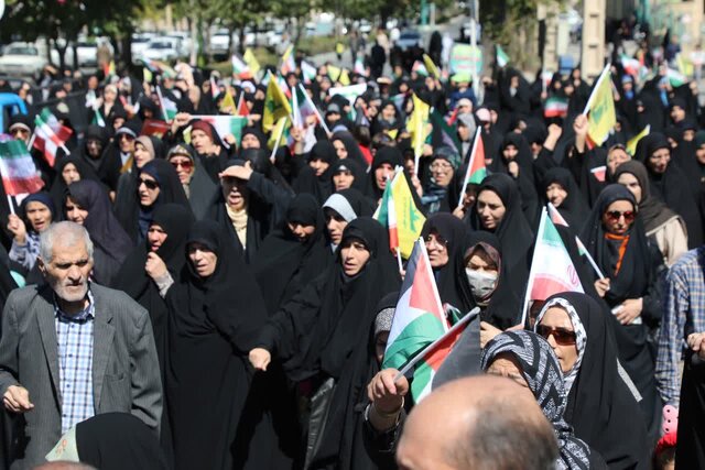 راهپیمایی بشارت نصر در شهرکرد برگزار شد 