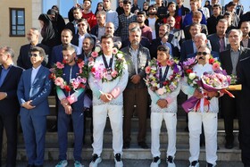 موفقیت دانش‌آموزان قهرمان ورزشی افتخاری ملی و بین‌المللی است