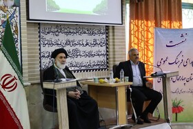 اعتکاف فرصتی برای تقویت مسائل دینی است