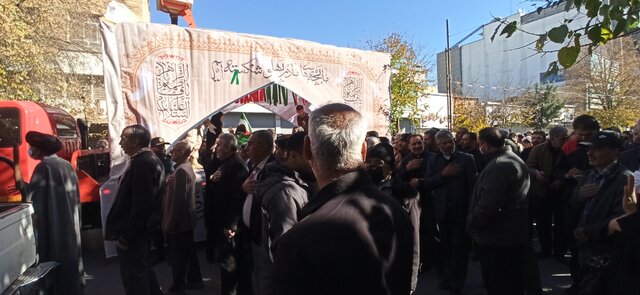 تشییع آلاله‌های بهشتی روی دستان مردم بام ایران