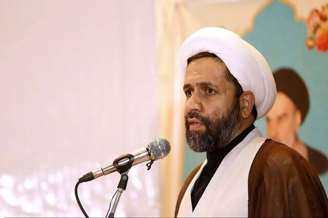 امام جمعه شهرکرد: نسل امروز در برابر جنگ نرم مقاومت می‌کند