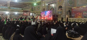 مراسم چهلمین روز شهادت «رهبر شهید» و «دانش‌آموزان میناب» در شهرکرد برگزار شد