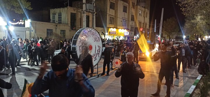 اجتماعات شبانه، صحنه اقتدار و همبستگی