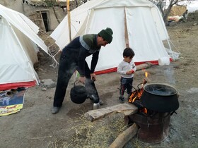 تحویل ۴۹۰ اتاقک و کانکس اسکان موقت به زلزله زدگان  آذربایجان شرقی