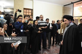 گزارش ایسنا از چهارمین روز ثبت نام از داوطلبان شرکت در انتخابات در تبریز+عکس/ ثبت نام ۴۲ نفر