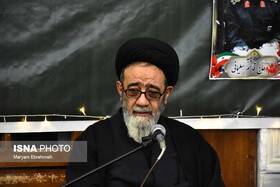 حضرت زهرا(س) یک شخص نیست، بلکه یک مکتب است