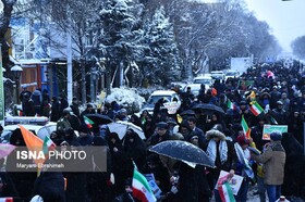 راهپیمایی ۲۲ بهمن ماه با حضور پرشکوه مردم انقلابی تبریز برگزار شد