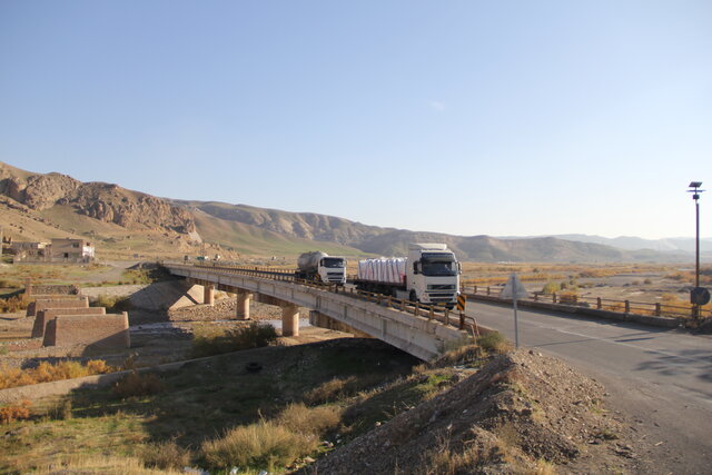 جابجایی 20 میلیون تن بار توسط ناوگان حمل‌ونقل باری آذربایجان‌شرقی در سال 98