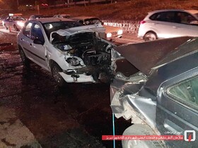برخورد دو دستگاه خودرو در خروجی شهرک ارم، ۲ مصدوم بر جای گذاشت