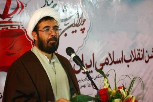 امام خمینی(ره) علم، هنر و تکنولوژی را ابزار تمدن اسلامی تعیین کردند