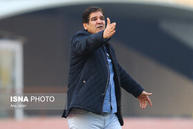 مهاجری ماشین را سرپا می کند؟