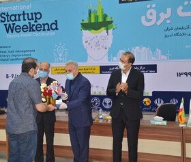 رویداد استارتاپ ویکند صنعت برق در دانشگاه تبریز به کار خود پایان داد