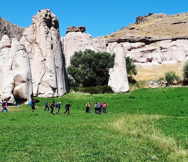 برخورد با 35 تور گردشگری غیرمجاز در تبریز 