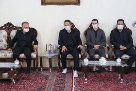 دیدار شهردار و اعضای شورای شهر تبریز با خانواده کارگر جانباخته فضای سبز