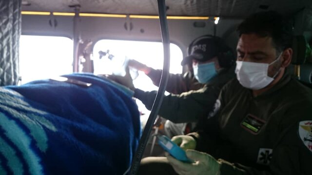 انتقال راکب ۱۲ ساله‌ی موتور سیکلت از ملکان به تبریز با اورژانس هوایی