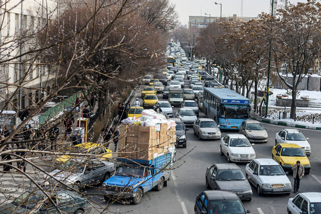 ازدحام خودروهای تک سرنشین در محدوده مرکزی تبریز ازدحام خودروهای تک سرنشین در محدوده مرکزی تبریز
