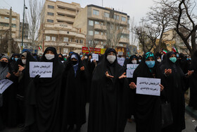 تجمع مردم تبریز در مقابل کنسولگری ترکیه در تبریز