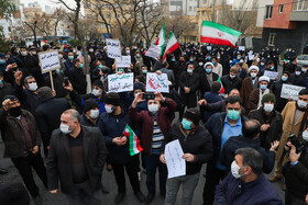 تجمع مردم تبریز در مقابل کنسولگری ترکیه در تبریز