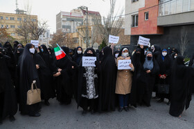 تجمع مردم تبریز در مقابل کنسولگری ترکیه در تبریز