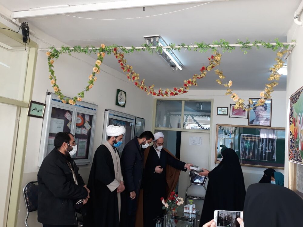 مدرسه،دانش،آموزان،موقوفه،مراغه،شهرستان،كمك،بضاعت،گوشي،تحصيل، ...