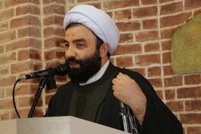 نگاه جامعه ایرانی به حضرت فاطمه (س) یک نگاه قرآنی همراه با حقایق تاریخی است
