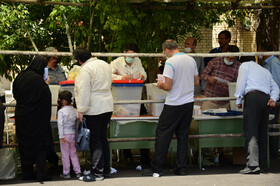 مراسم انجام تست کرونا و تحویل صندوق های رای گیری به شعبات اخذ رای انتخابات 11