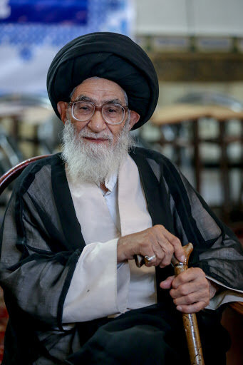 آیت الله آل هاشم: دشمنان را با حضور پرشور در انتخابات مایوس‌تر کنیم 