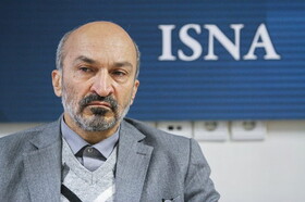 همچنان در کشور، نظام مدرک سالاری وجود دارد