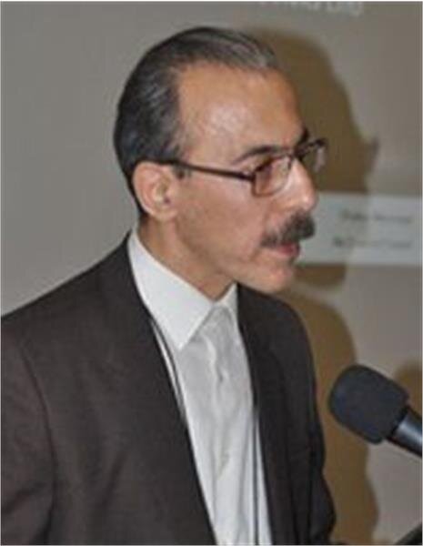 نشان درجه یک هنری به استاد «جمشید علیزاده» شاعر بنام تبریزی اعطاء شد