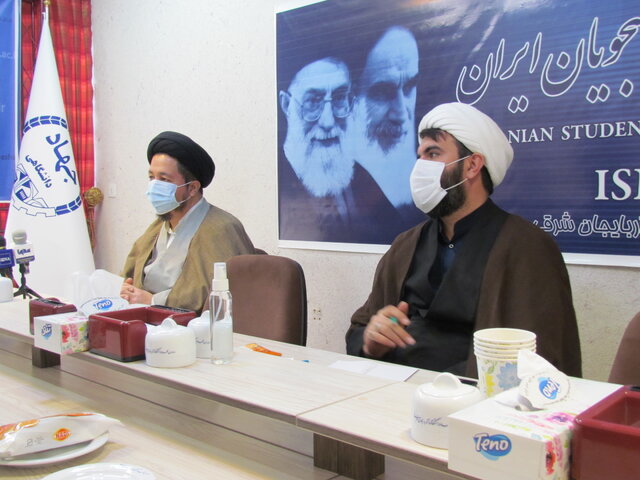 تفاهمنامه همکاری میان جهاد دانشگاهی و مرکز خدمات حوزه علمیه آذربایجان شرقی امضا شد